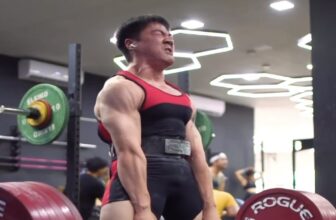 Powerlifter Kasemsand Senumong (66KG) Deadlifts 32...