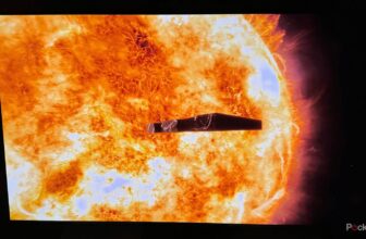 This new Samsung OLED TV presents the whole lot fa...