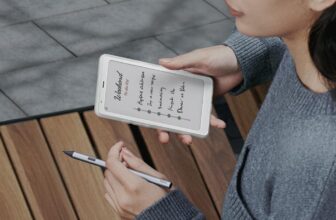 Boox updates widespread Palma E Ink machine with s...