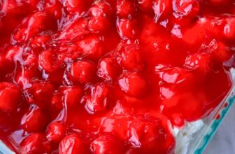 CHERRIES IN THE SNOW – The Southern Girl Coo...