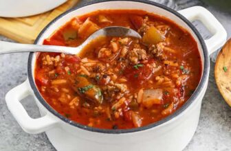 Cozy Stuffed Pepper Soup, Made Simple!